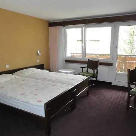 City Hotel